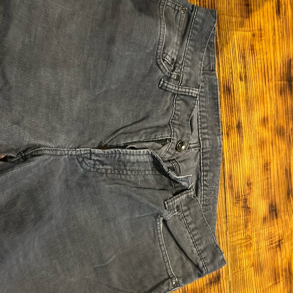 Navy blue men’s corduroys from Gap.